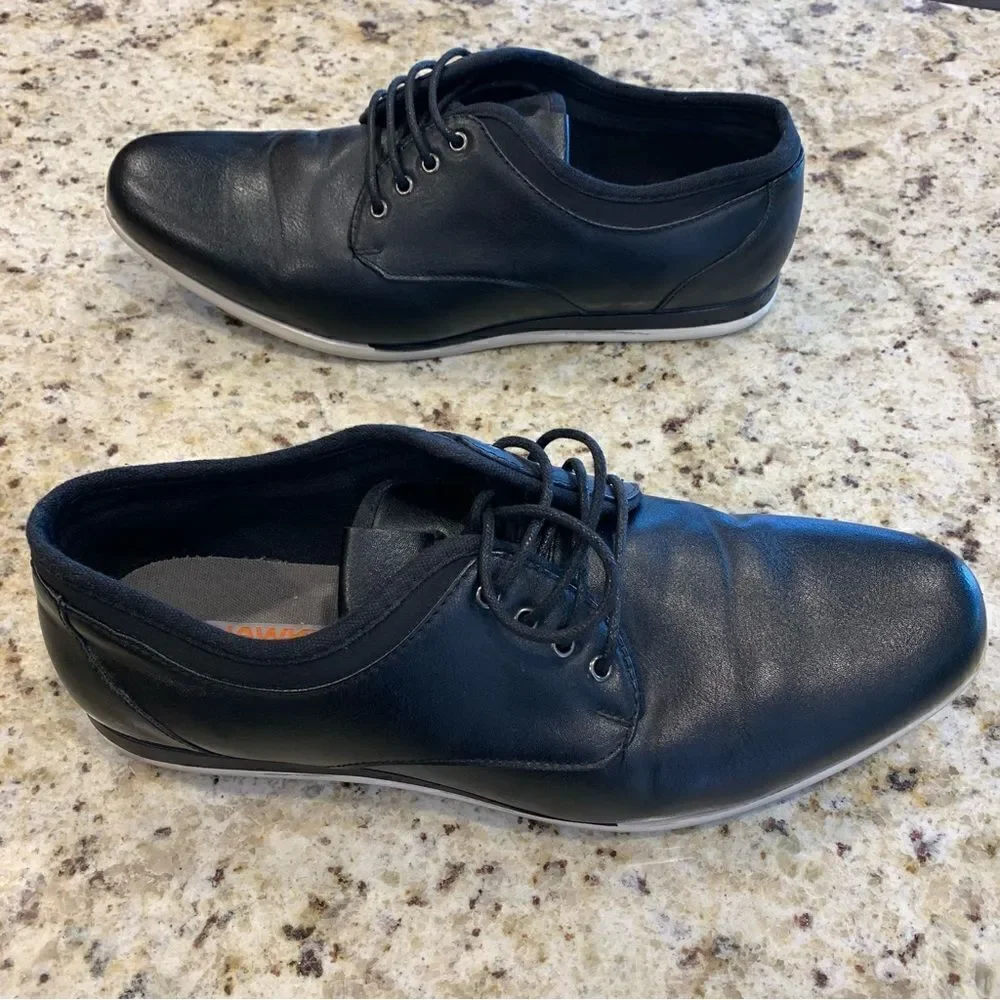 Hawke & Co Memory Foam Shoes “Ilan” Size 11